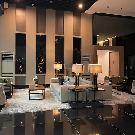 Cozy Cool Condo In Makati